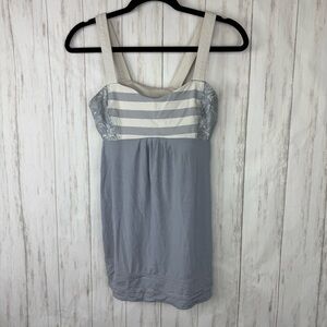 Lululemon gray and white babydoll top US 8
